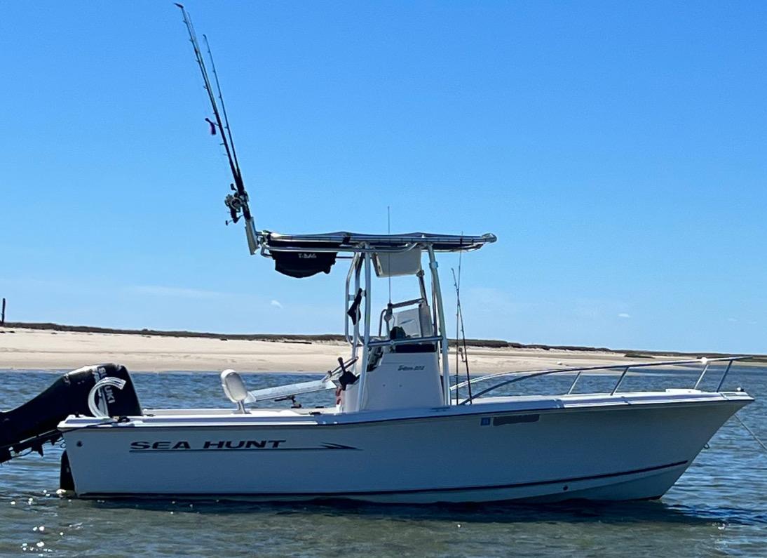 Sea Hunt T-Top 2006 image 1