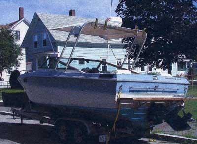 Atlantic Towers Arch installed on a Chris Craft 230 Scorpian boat while being transported on a trailer.