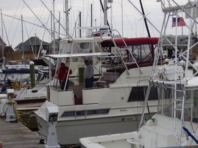 Silverton 40 Aft Cabin Aft Deck Top 1982 image 1