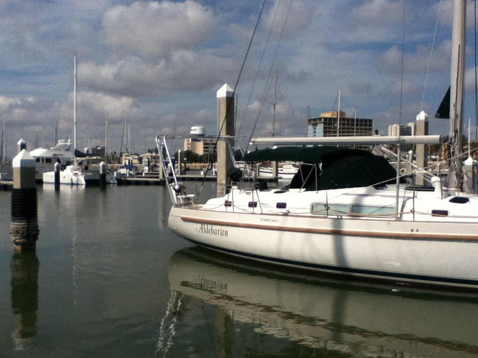 Atlantic Towers Arch installed on a Beneteau 44 Center Cockpit sloop.