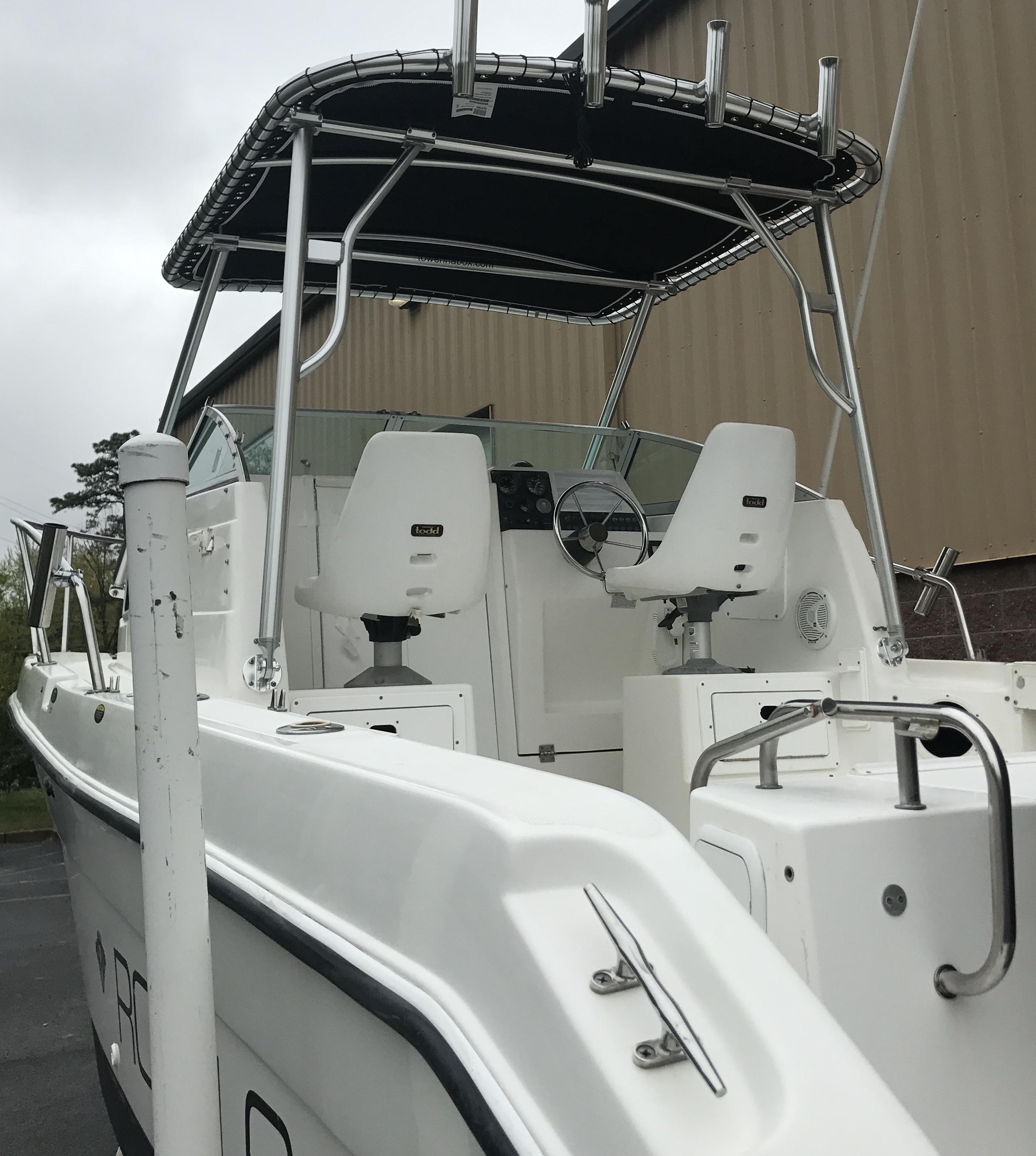 Robalo Top image 1