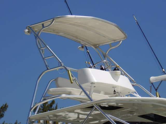 Atlantic Towers Tuna Tower on a Tiara 3100 Open cruiser, showcasing the elevated fishing structure.