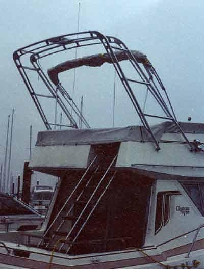Cruisers 338/Chatea Vee/3380 Esprit Arch 1985 image 1