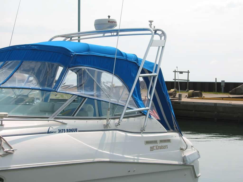 Cruisers 3175 Rogue Arch 1995 image 1