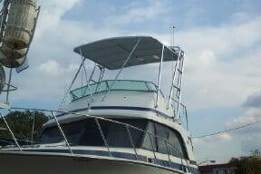 Bertram 33 Flybridge Cruiser Top 1977 image 1