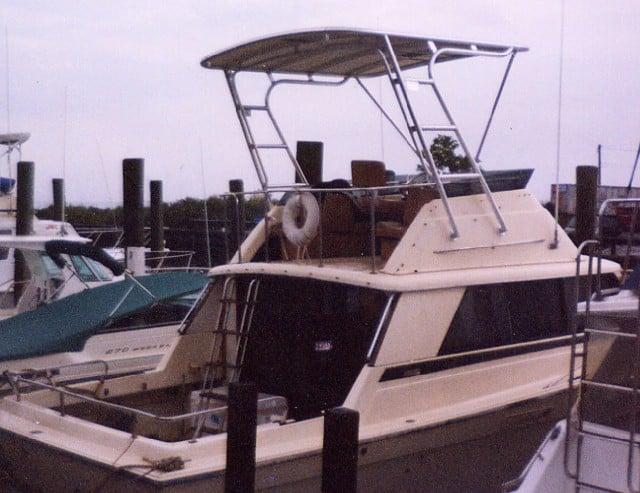 Silverton 34 Convertible Top 1977 image 1