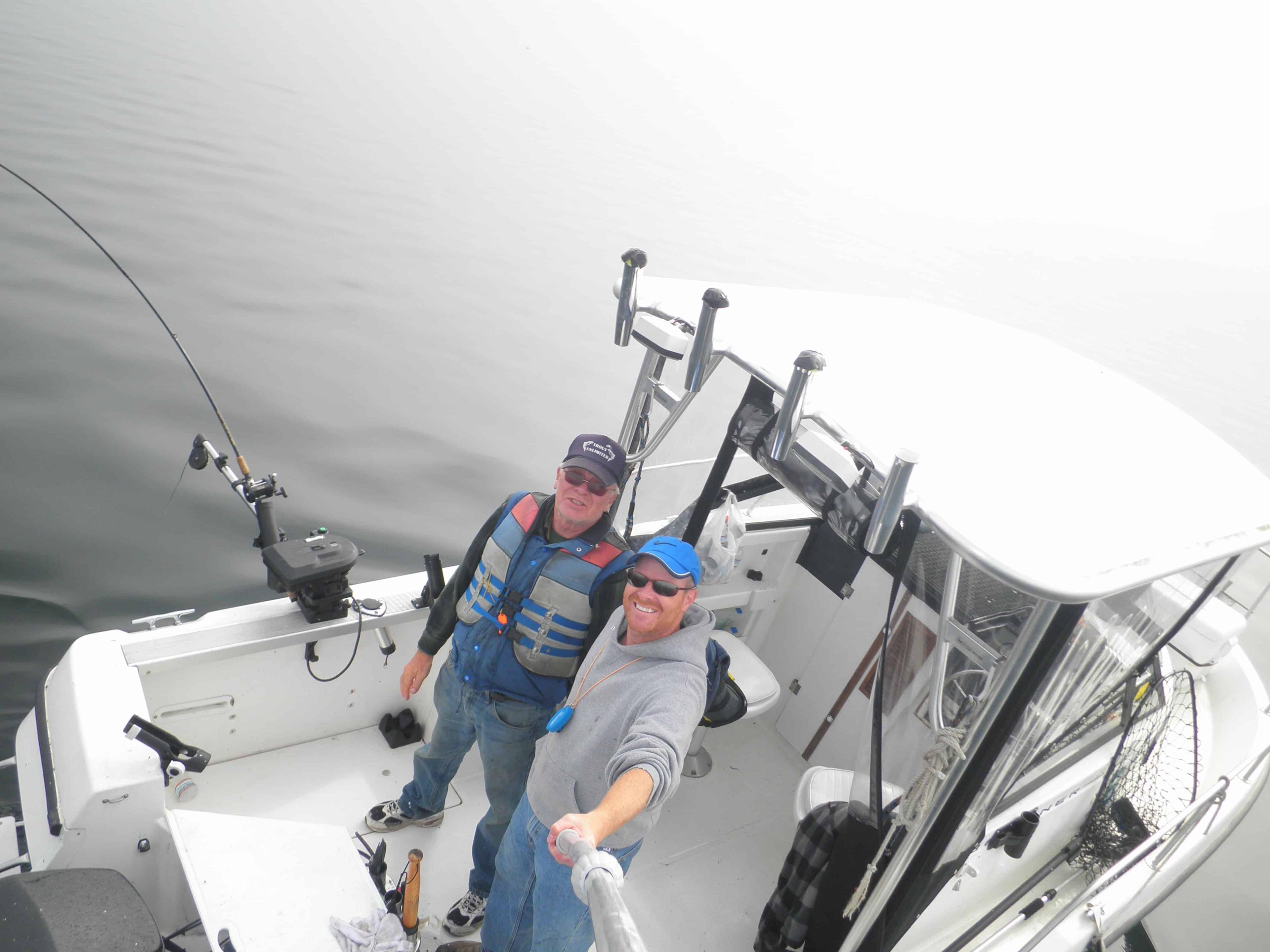 Atlantic Towers Top installed on a 2002 Trophy walkaround boat showing the tower structure and mounting details.