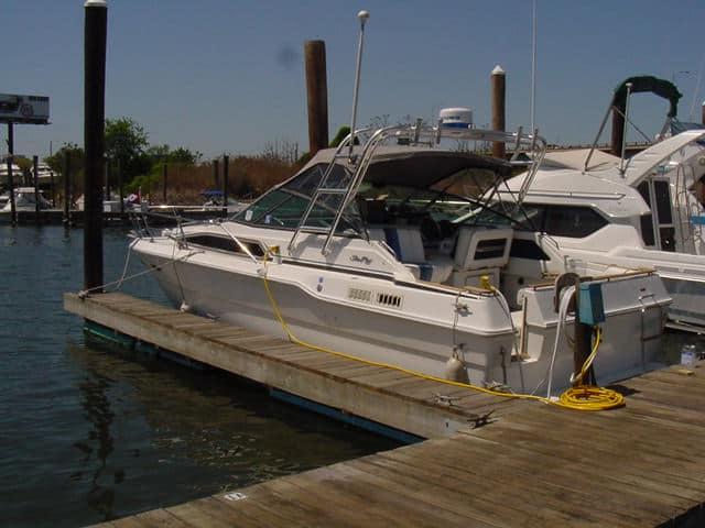 Sea Ray 300 Sundancer Arch 1985 image 1
