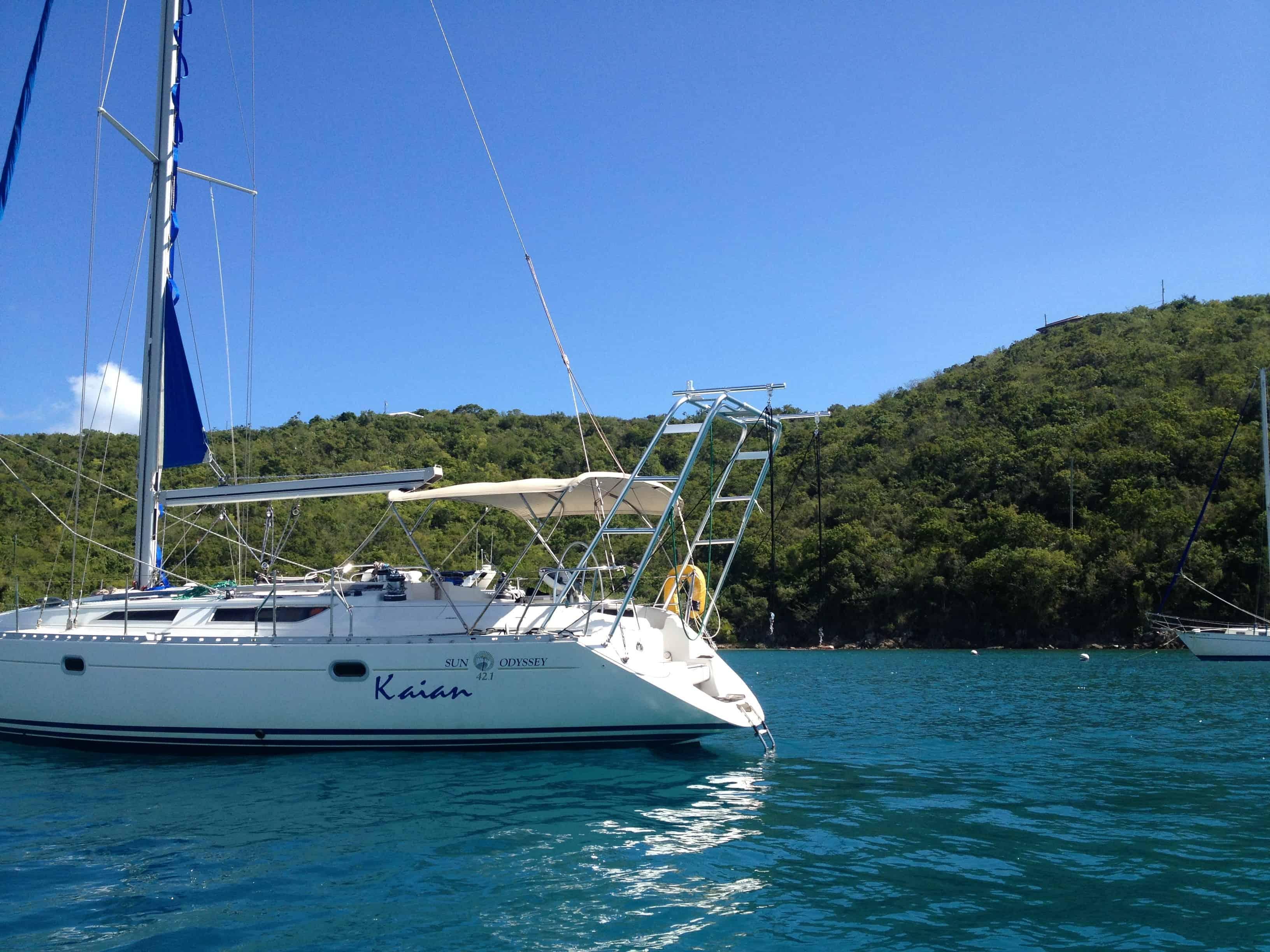 Atlantic Towers arch installed on a Jeanneau 42.1 Sun Odyssey sailboat, showcasing its design and functionality.