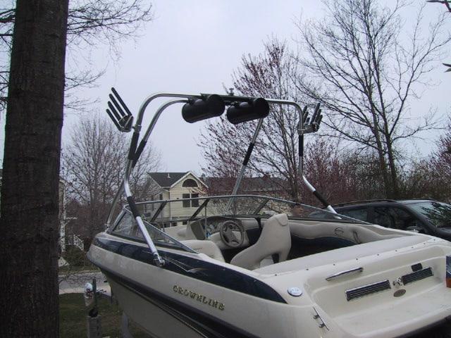 Atlantic Towers Air Tower installed on a Crownline 180 BR boat, showcasing its sleek design and audio equipment mounts.