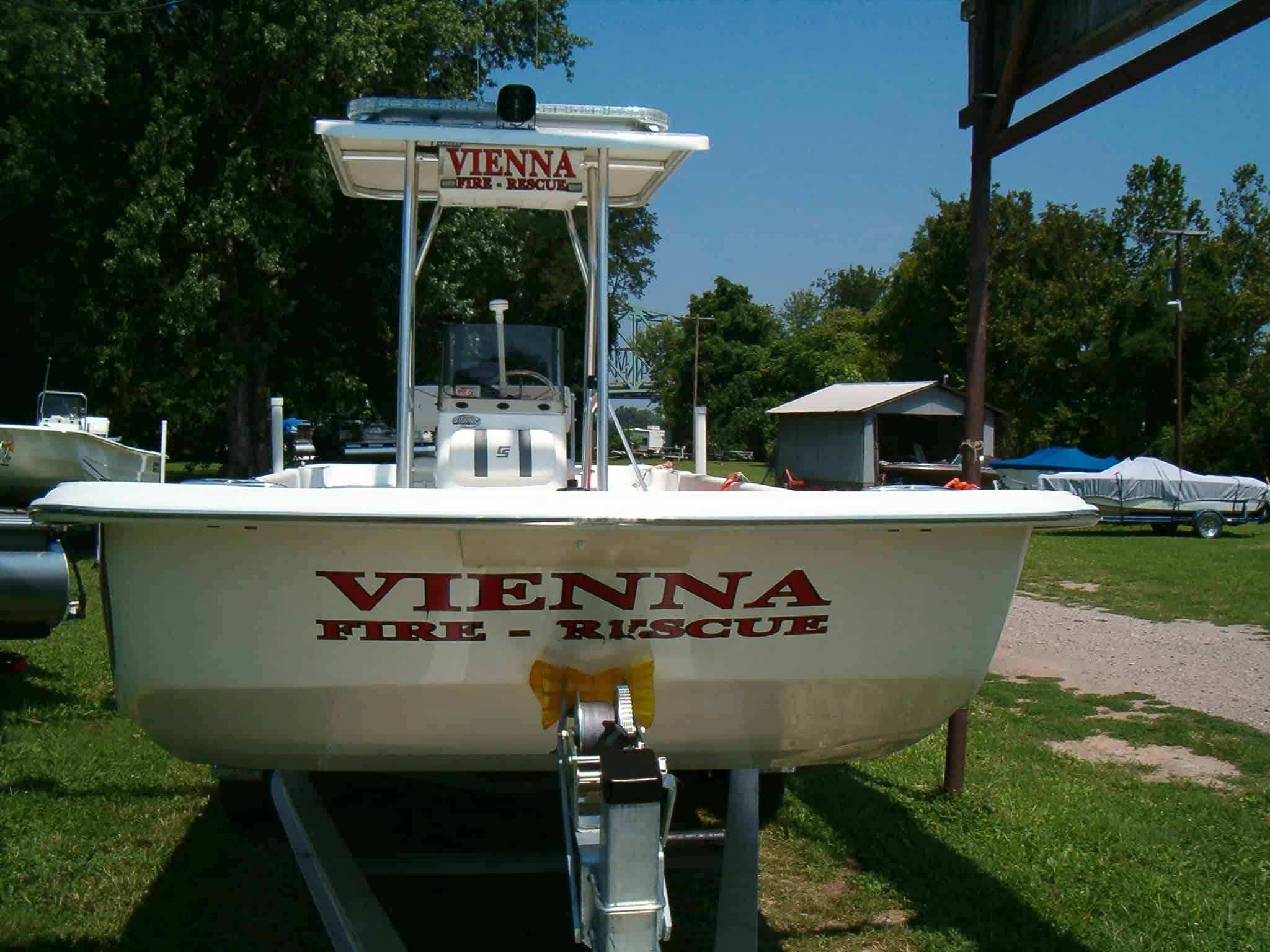 Carolina Skiff 2480DXL T-Top 2008 image 1
