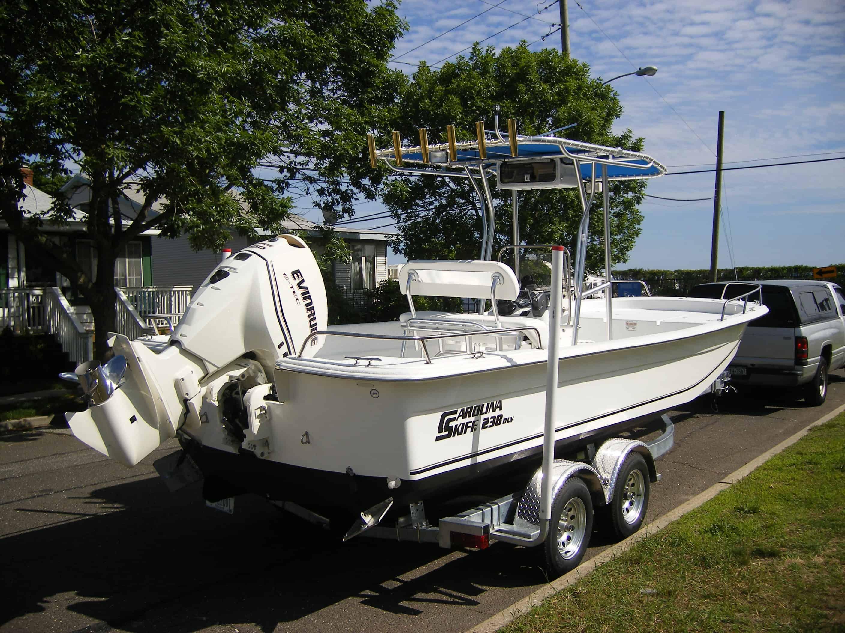 Carolina Skiff 238 DLV Ultra Deluxe T-Top 2010 image 1