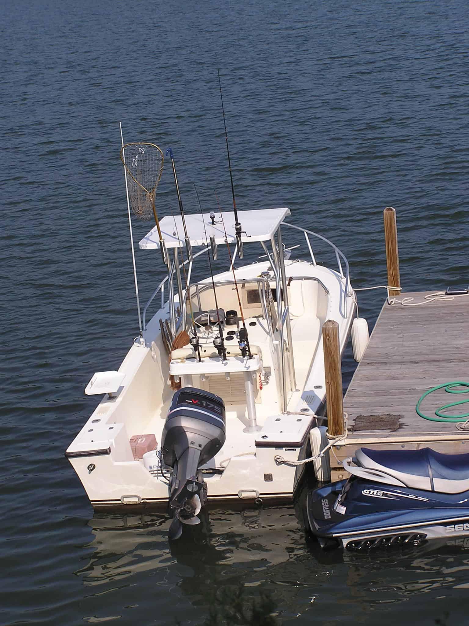 Atlantic Towers T-Top installed on a Mako 211/22 center console boat, enhancing its functionality and style.