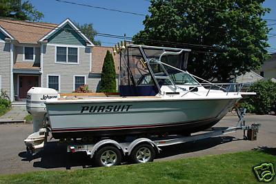 Pursuit 2200 cuddy cabin Top 1983 image 1