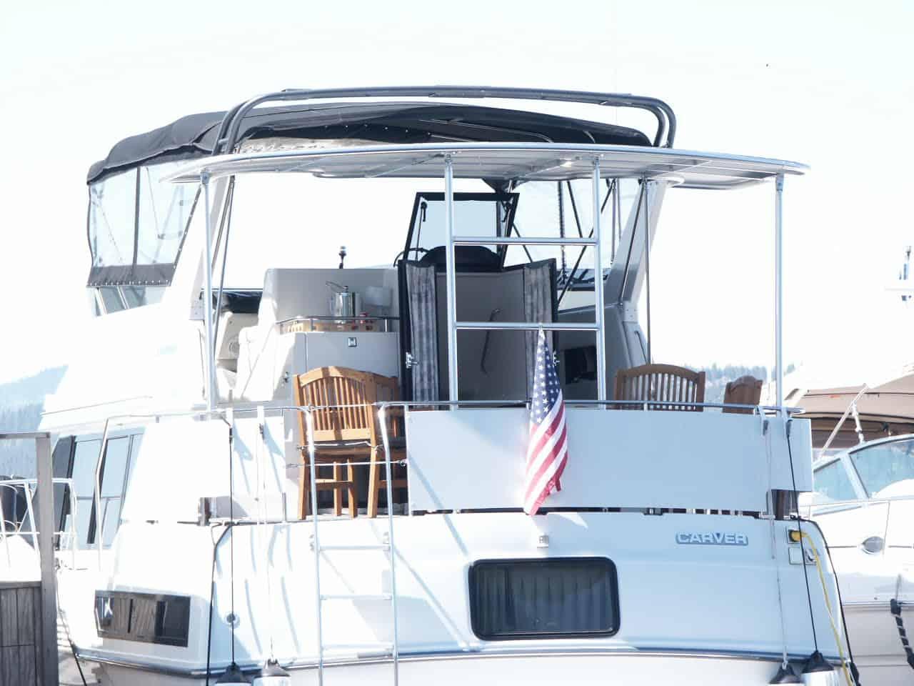 Carver Aft Cabin Aft Deck Top 1992 image 1