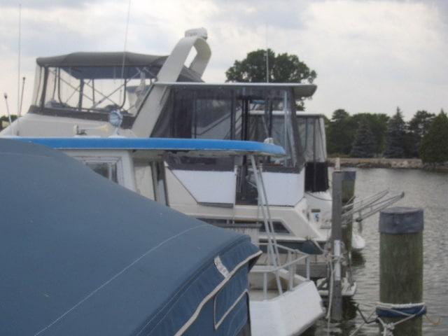 Silverton 40 Aft Cabin Aft Deck Top 1982 image 1