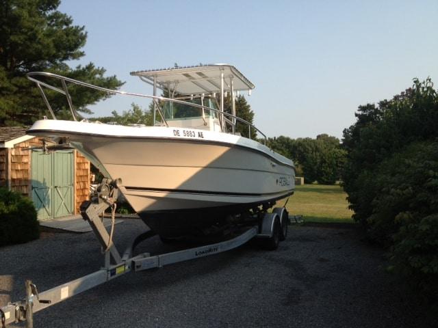 Robalo 2220 T-Top 2000 image 1