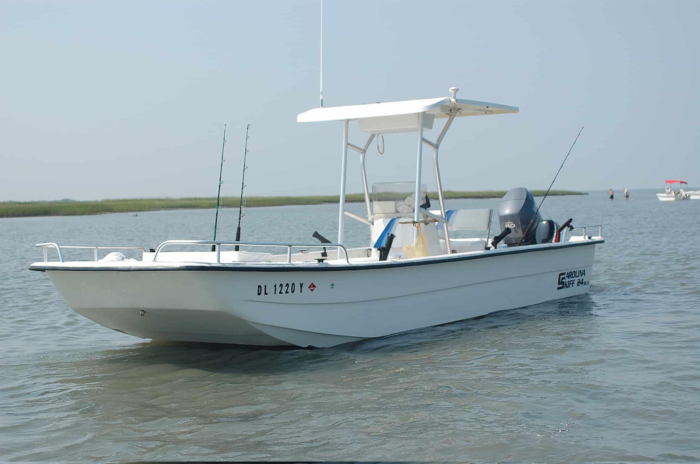 Carolina Skiff 24DLX T-Top image 1