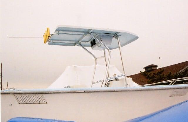Atlantic Towers T-Top installed on a Pacemaker 26 Wahoo center console boat.