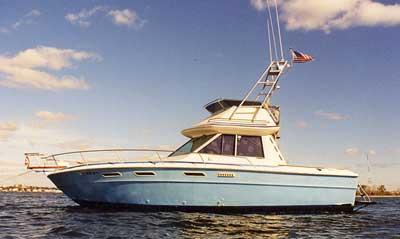 Sea Ray 300 SRV Sportbridge Arch 1975 image 1