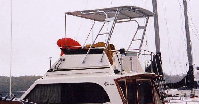 Atlantic Towers Top installed on an Egg Harbor 33 Convertible boat, viewed from the rear starboard side.