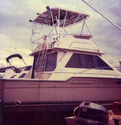Tiara 3600 Convertible Top 1987 image 1