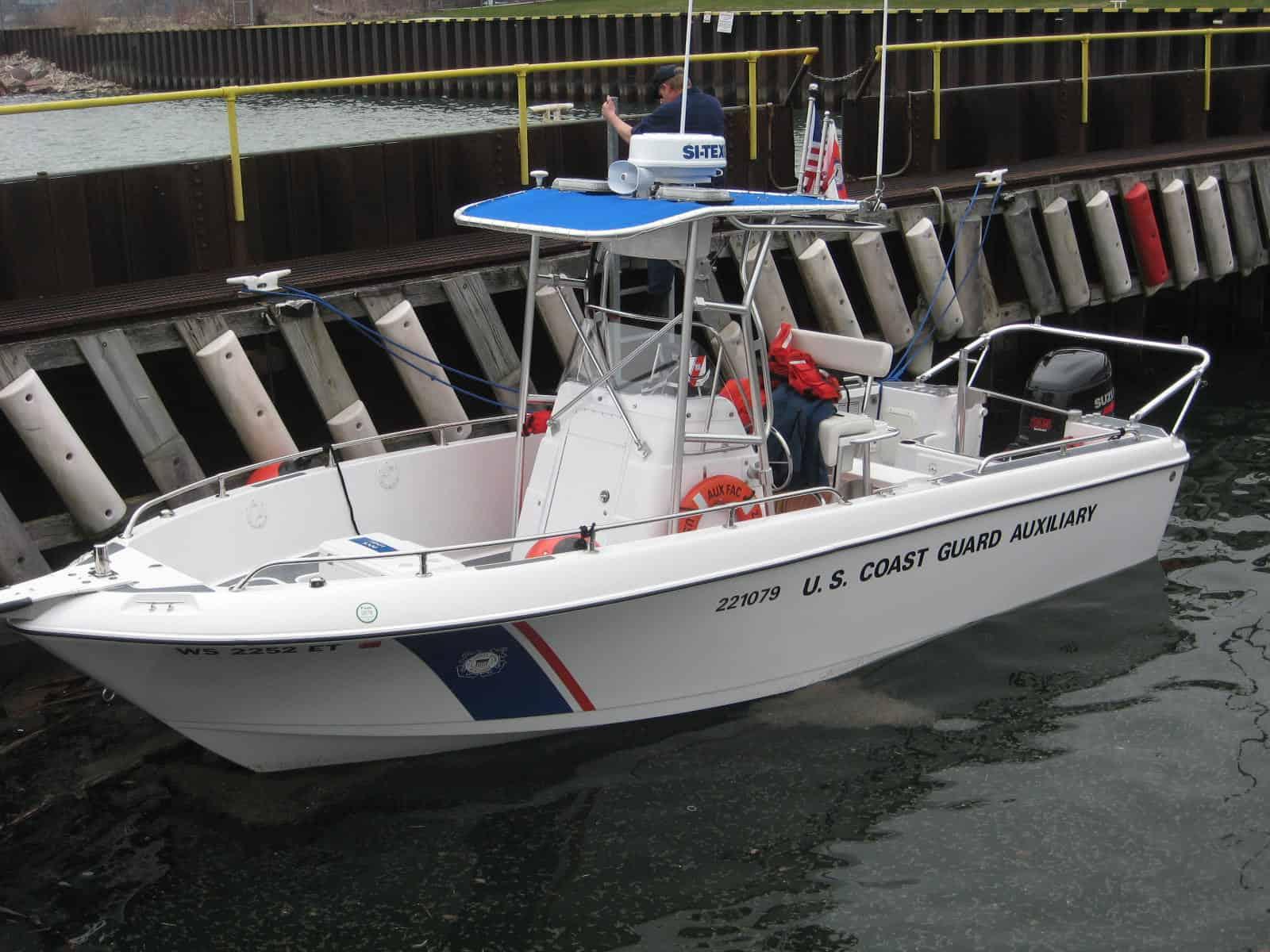 Boat image 1