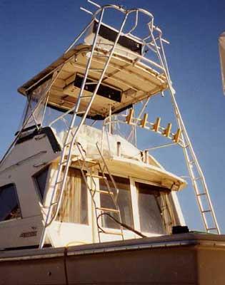 Phoenix 38 Convertible Tuna Tower 1982 image 1