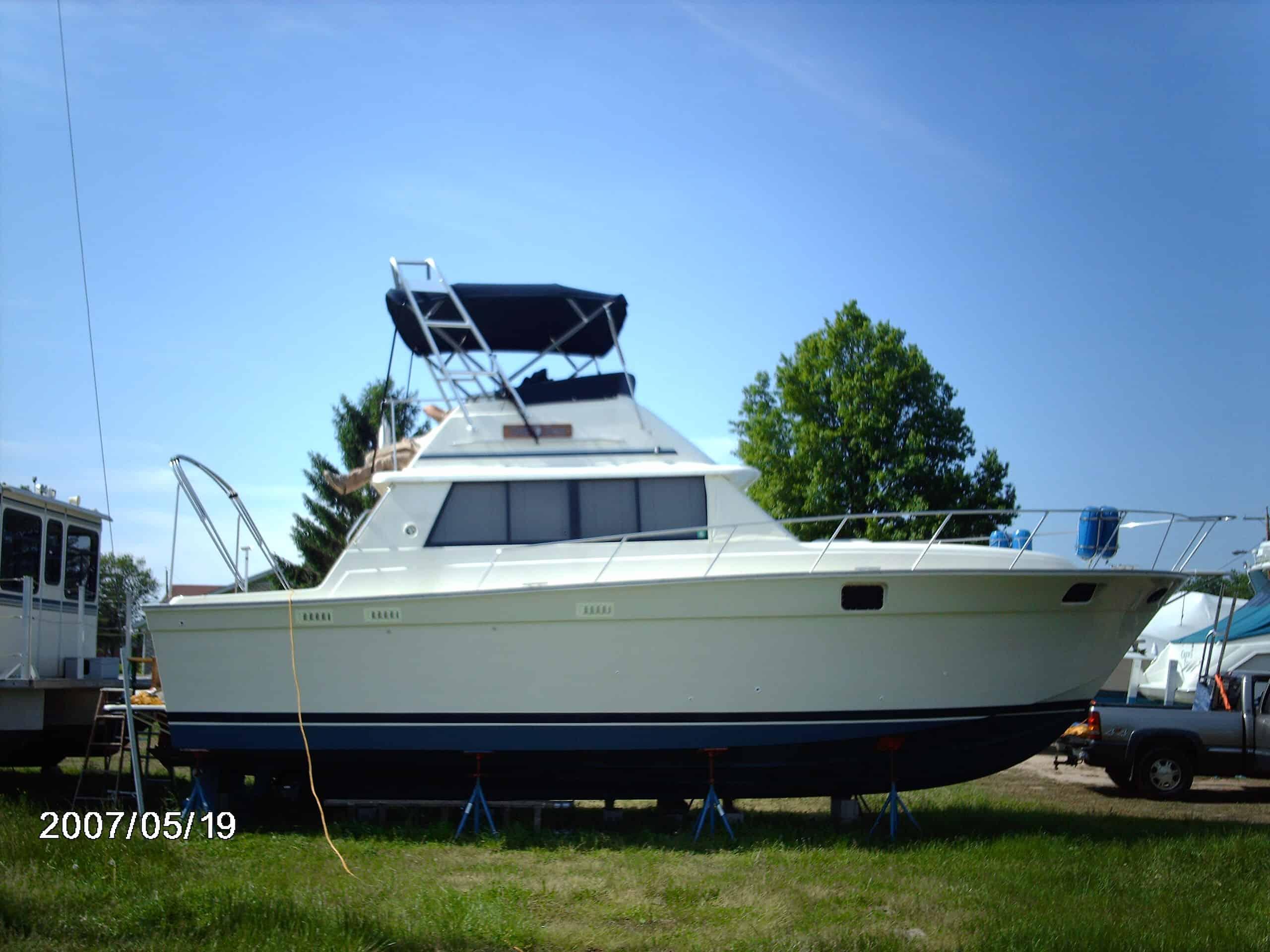 Silverton 37 Convertible Arch 1980 image 1