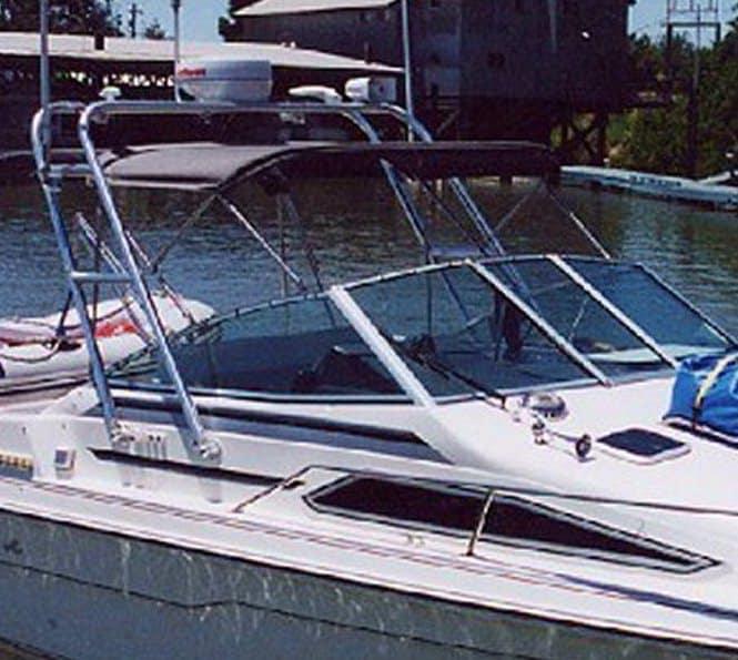 Sea Ray 21 Seville Mid Cabin Arch 1986 image 1