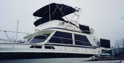 Uniflite 36 Double Cabin Arch 1972 image 1