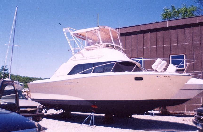 Silverton 31 Convertible Arch 1979 image 1