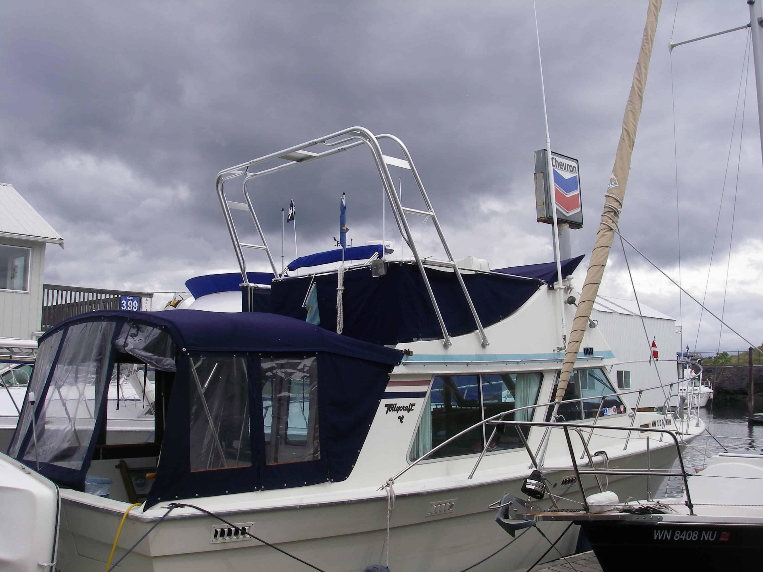 Boat image 1