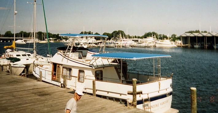 Boat image 1