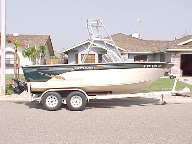 Crestliner 1950 Air Tower image 1