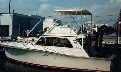 Egg Harbor 40 Sedan Top 1975 image 1
