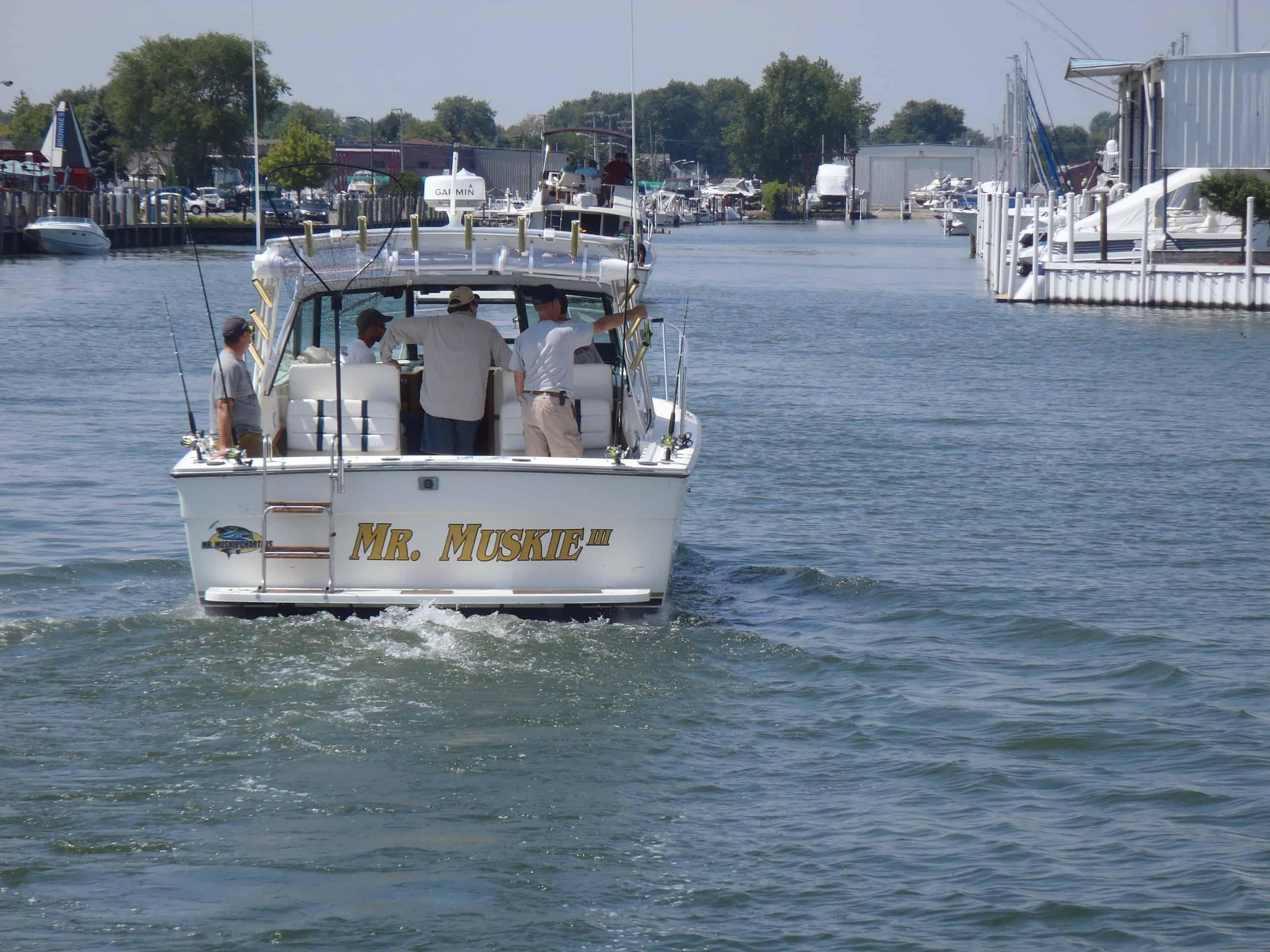 Atlantic Towers Top on Tiara 3100 Open cruiser, showcasing sleek design and robust construction.