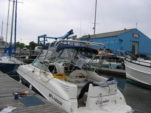 Larson 274 Cabrio Arch 2002 image 1