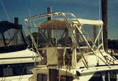 Bertram 28 Flybridge Cruiser Arch 1971 image 1