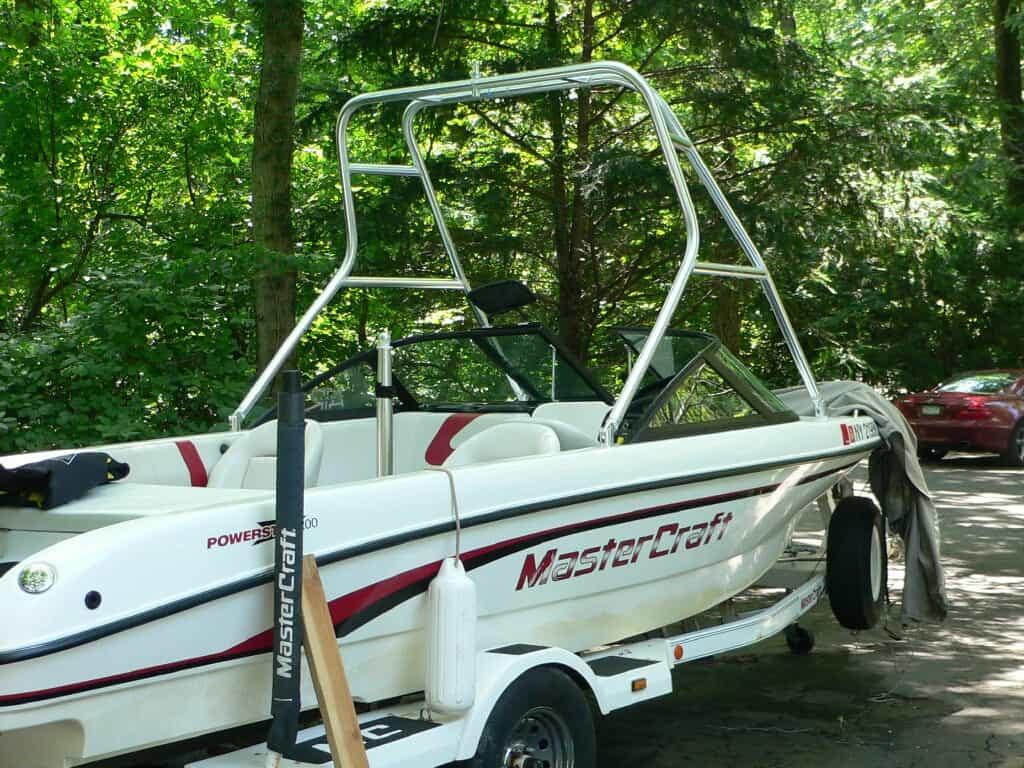 Boat image 1