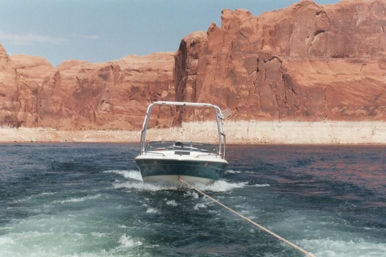 Atlantic Towers Air Tower installed on a Sea Ray 200 Signature boat, with red rock formations in the background.