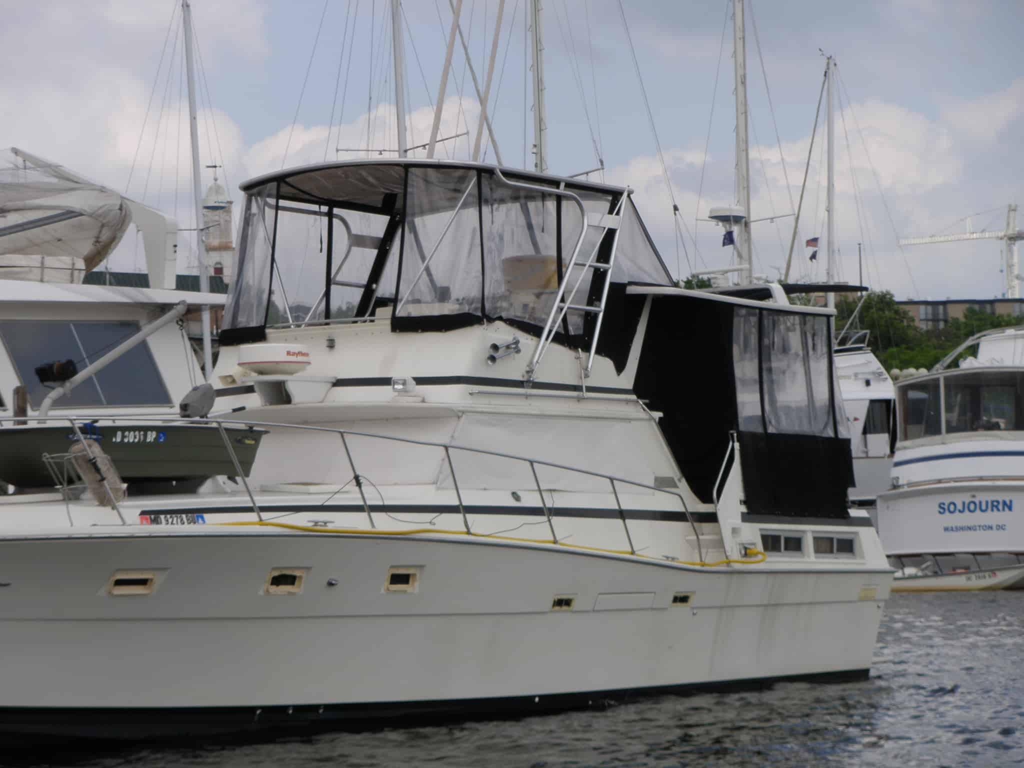 Viking 43 Double Cabin Top 1975 image 1