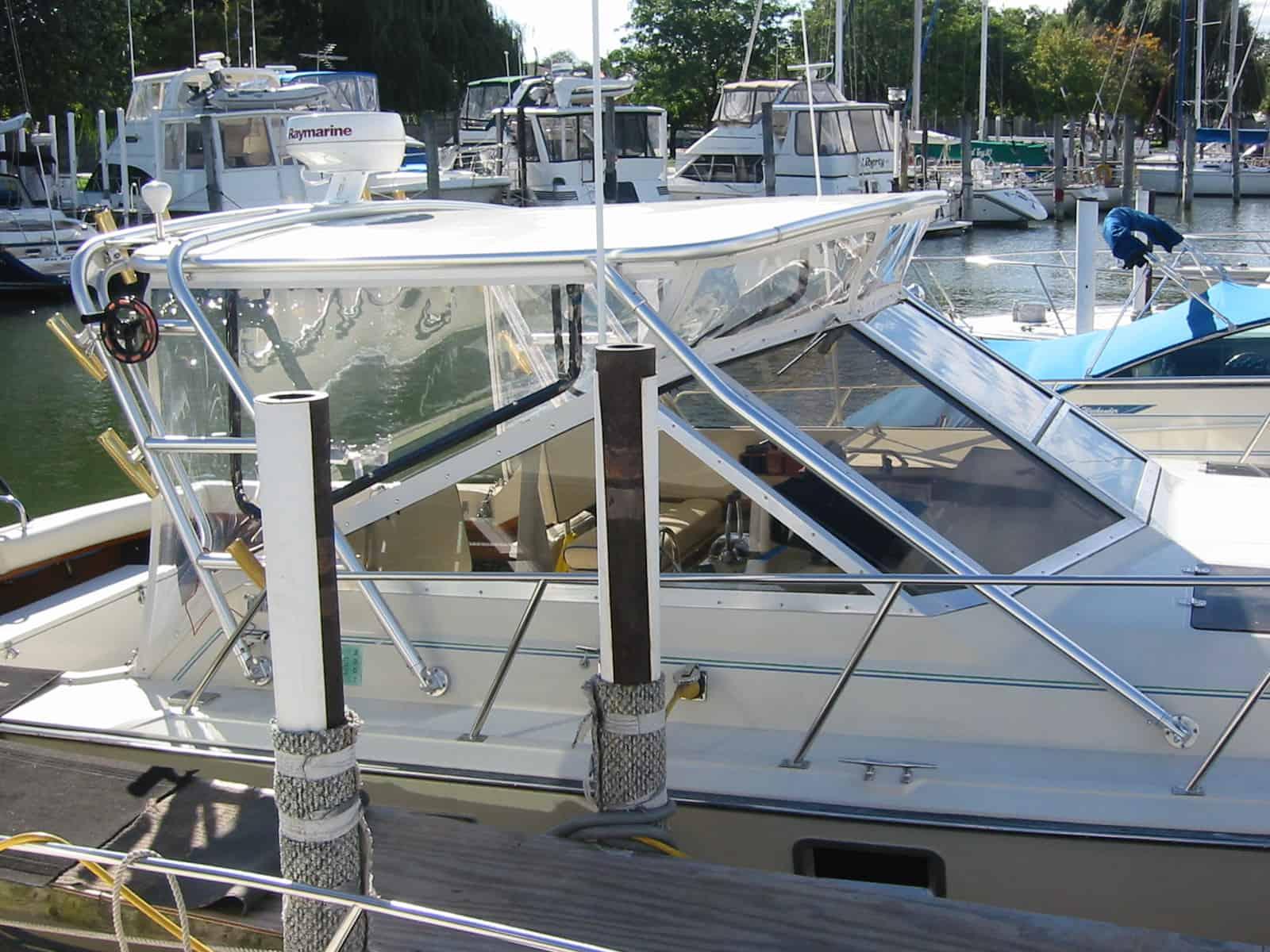 Tiara 3100 Open Top 1979 image 1