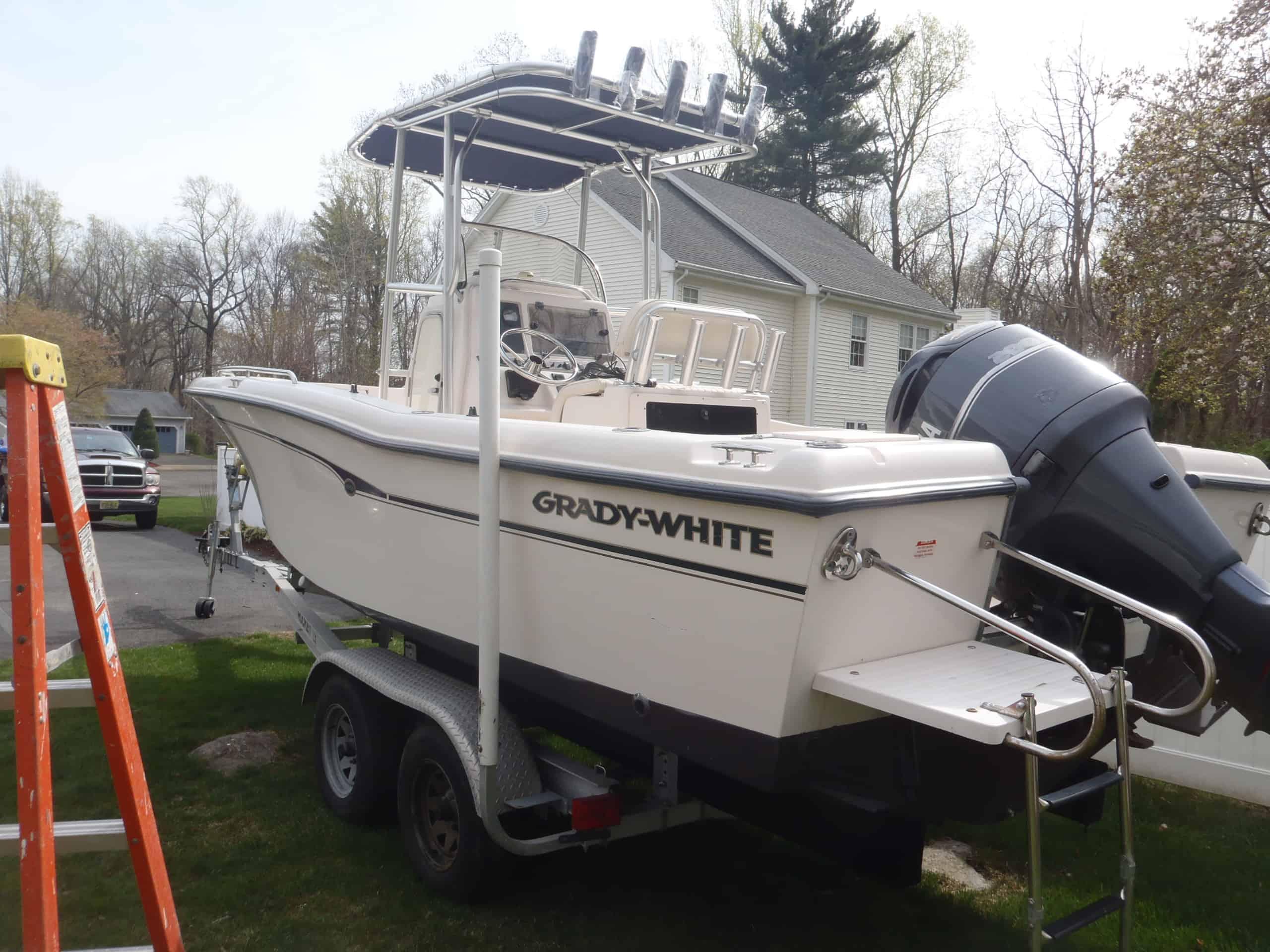 Grady White 222 Fisherman T-Top 1999 image 1