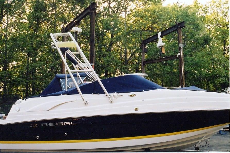 Regal 2120 Destiny Arch 2004 image 1
