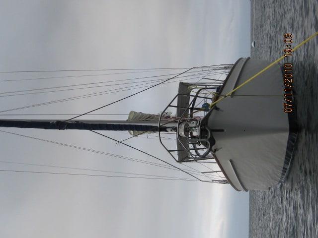 Atlantic Towers Top installed on a Pearson 422 sailboat, showcasing the robust structure and design.