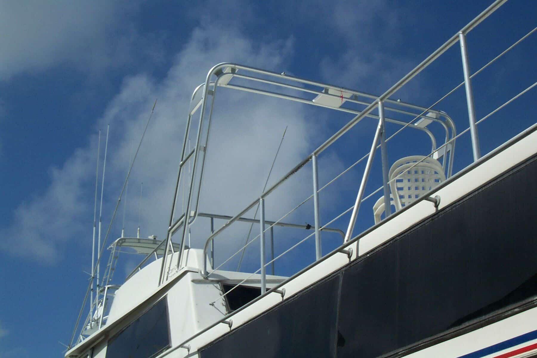 Carrie Craft 60 House Boat Arch 1992 image 1