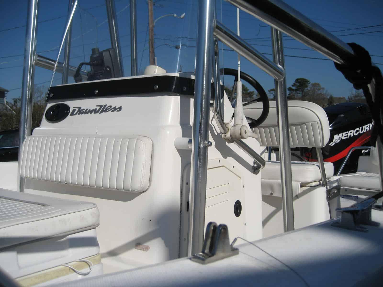 Boat image 1