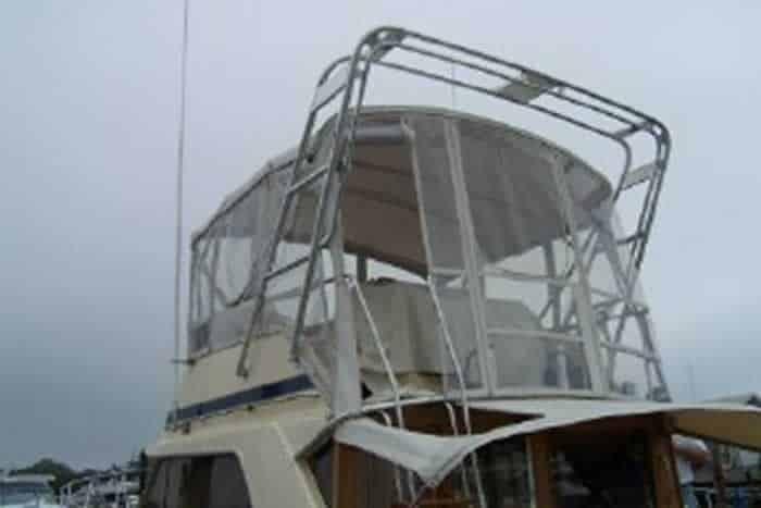 Atlantic Towers arch on a Chris Craft 360 Commander convertible boat, showcasing sleek design and sturdy construction.