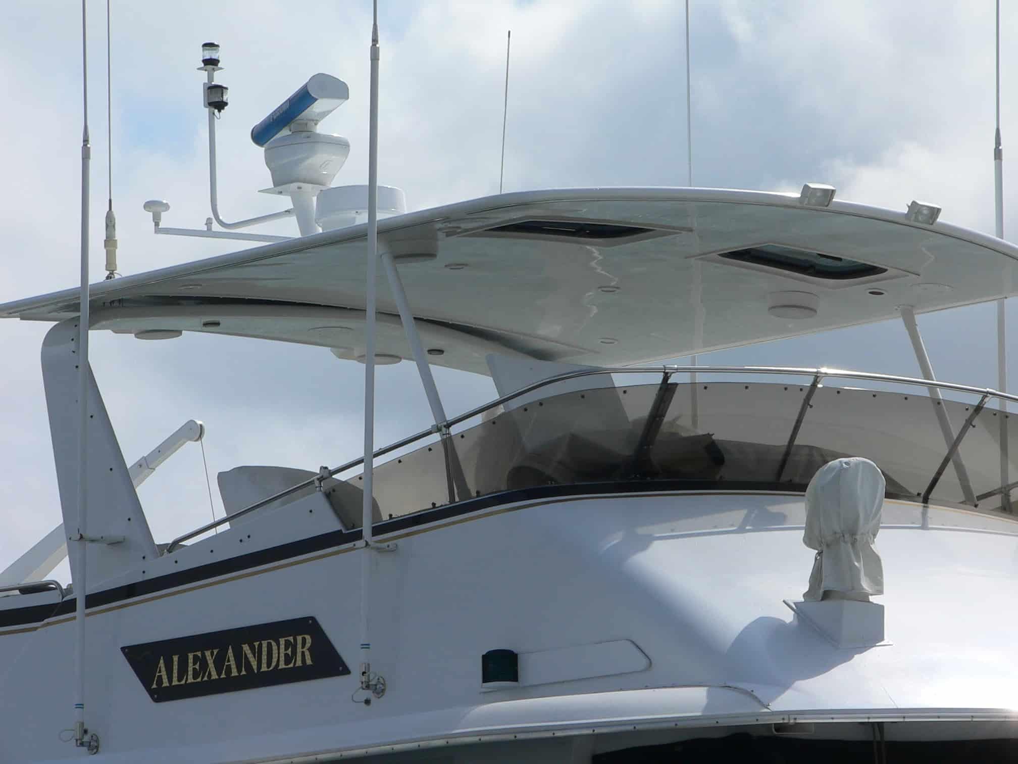 Atlantic Towers Top installed on a Hatteras 61 Motor Yacht with radar and navigation equipment.